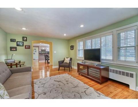99 Barrett St, Needham, MA 02492 photo 3