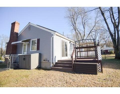111 Mayher St, Springfield, MA 01104 photo 3