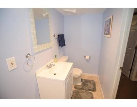 111 Mayher St, Springfield, MA 01104 photo 26