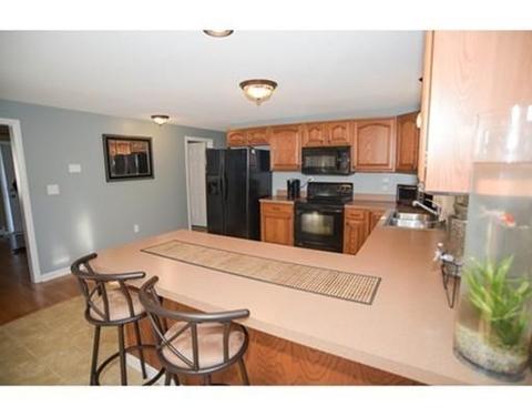 111 Mayher St, Springfield, MA 01104 photo 11