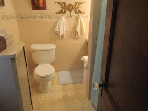 942 N Eastern Ave, Fall River, MA 02720 photo 11