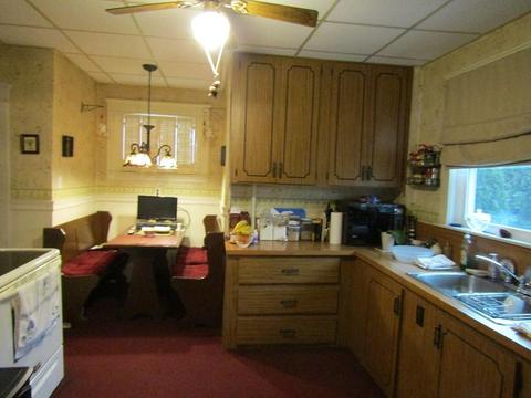 942 N Eastern Ave, Fall River, MA 02720 photo 9