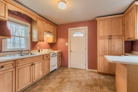 28 Anzio Rd, Athol, MA 01331 photo 6