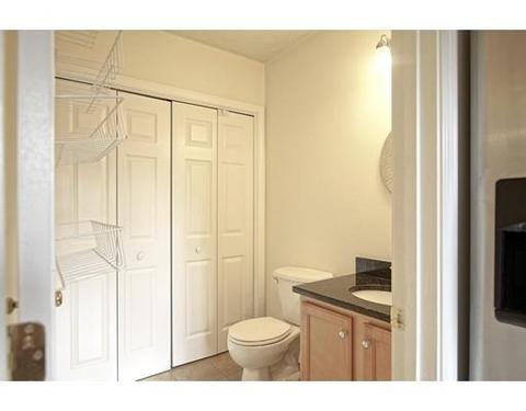 33 Whipple St, Worcester, MA 01607 photo 4