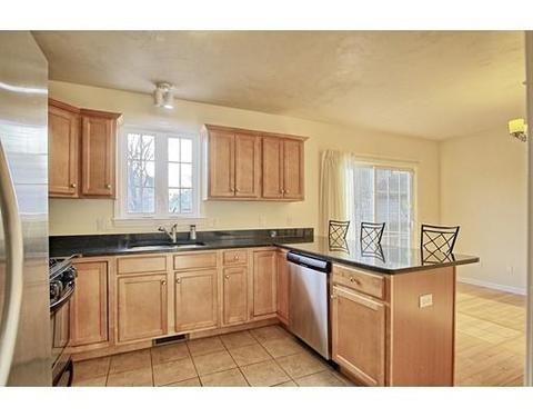 33 Whipple St, Worcester, MA 01607 photo 8