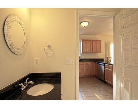 33 Whipple St, Worcester, MA 01607 photo 5