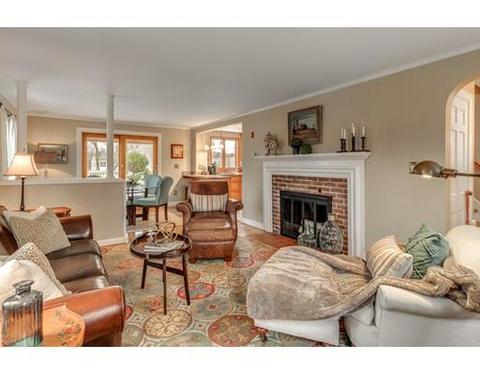 10 Shackford Rd, Reading, MA 01867 photo 4