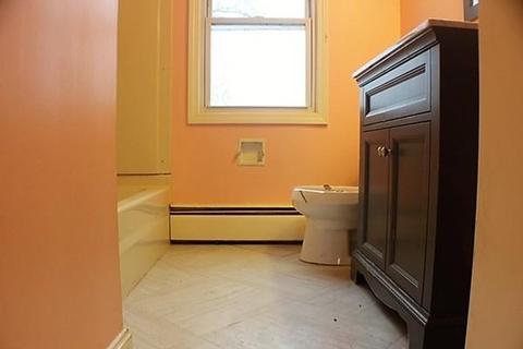 98 Bretton Rd, Springfield, MA 01119 photo 22