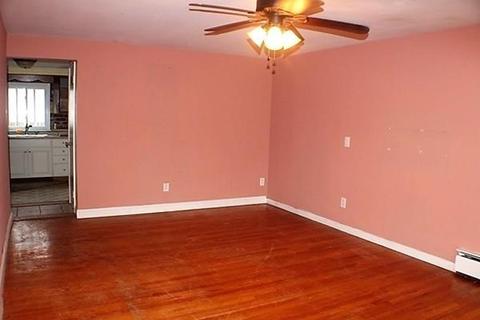 98 Bretton Rd, Springfield, MA 01119 photo 7
