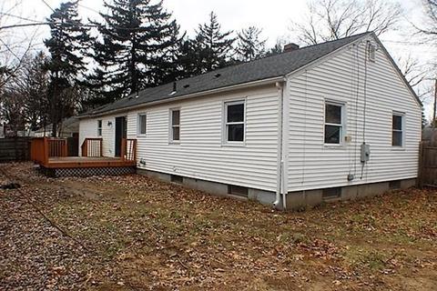 98 Bretton Rd, Springfield, MA 01119 photo 4