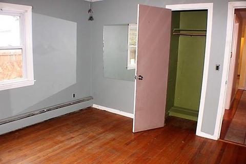 98 Bretton Rd, Springfield, MA 01119 photo 17