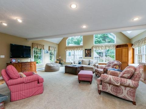 149 Walpole St, Dover, MA 02030 photo 8