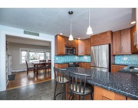 1 Donegal Cir, Danvers, MA 01923 photo 3