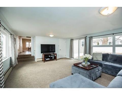 1 Donegal Cir, Danvers, MA 01923 photo 4