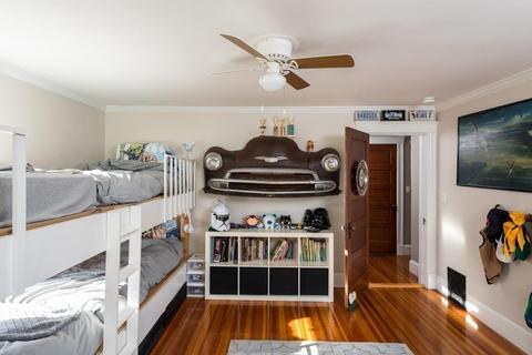 206 North St, Hingham, MA 02043 photo 10