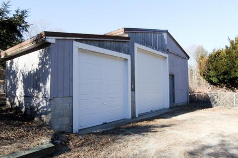 36 Causeway St, Millis, MA 02054 photo 16