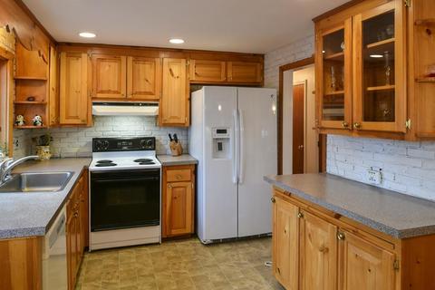 161 Cross St, Rowley, MA 01969 photo 11