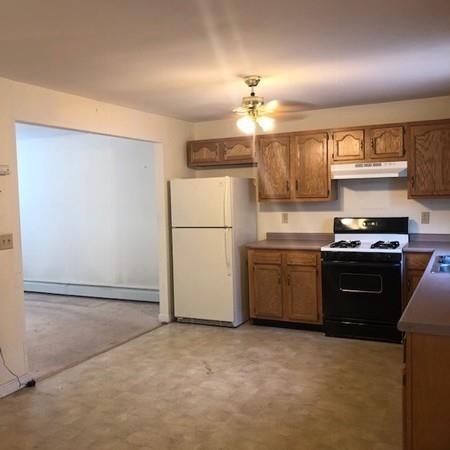 125 Nashua St, Fall River, MA 02721 photo 4
