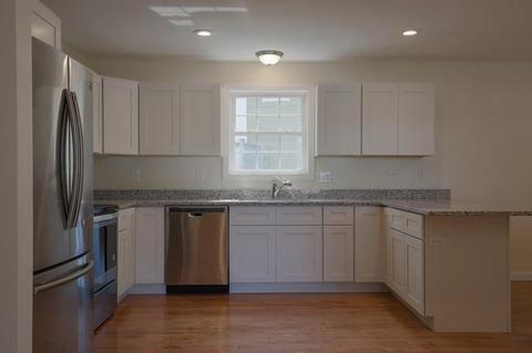 103 Bellevue St, Worcester, MA 01613 photo 4