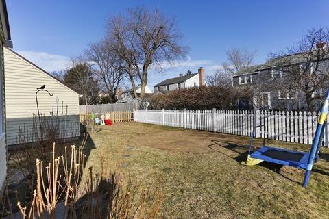 37 Gillette Cir, Springfield, MA 01118 photo 22