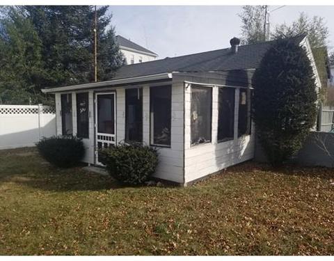 22 Covel St, Fall River, MA 02723 photo 4