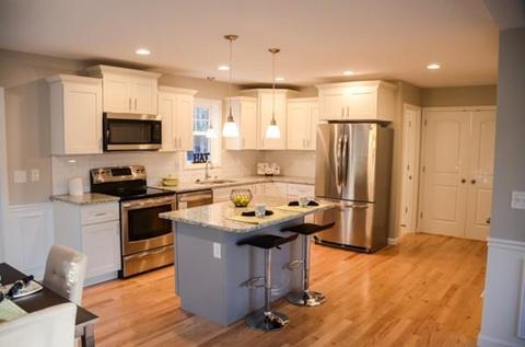 47 Oakwood Ter, Springfield, MA 01109 photo 7