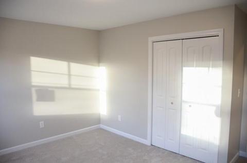 47 Oakwood Ter, Springfield, MA 01109 photo 24