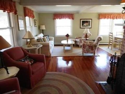 445 Williston Rd, Sagamore Beach, MA 02562 photo 11