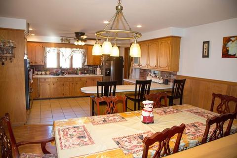 438 Ludlow St, Fall River, MA 02721 photo 4