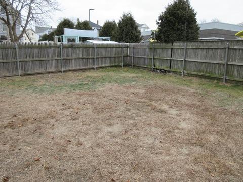 671 King Philip St, Fall River, MA 02724 photo 2