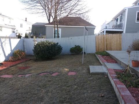 33 Freeman Ave, Everett, MA 02149 photo 4