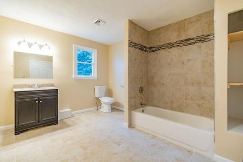 1170 Sumner Ave, Springfield, MA 01118 photo 4