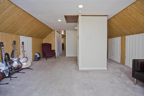 40 Bartels St, Springfield, MA 01128 photo 18
