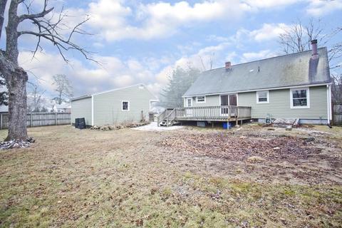 40 Bartels St, Springfield, MA 01128 photo 6