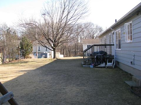 21 Lyman Rd, Chicopee, MA 01013 photo 3
