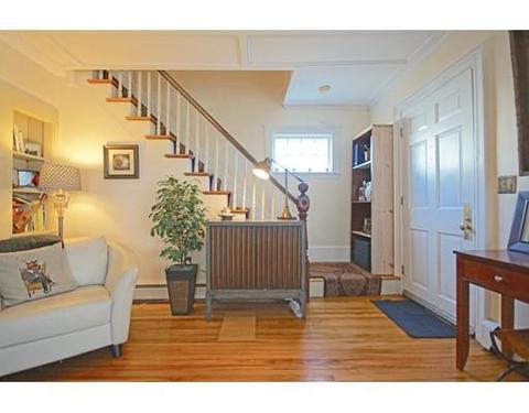 21 Tedesco St, Marblehead, MA 01945 photo 3