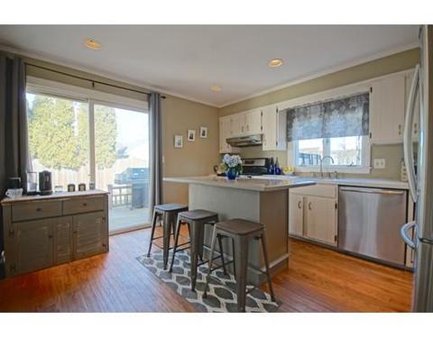 21 Tedesco St, Marblehead, MA 01945 photo 9