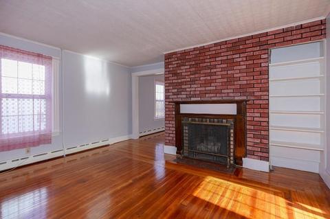 7 Lincoln St, Webster, MA 01570 photo 6