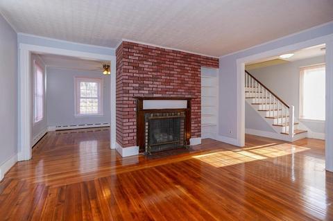 7 Lincoln St, Webster, MA 01570 photo 9