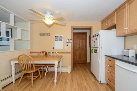 27 Lincoln St, Maynard, MA 01754 photo 8