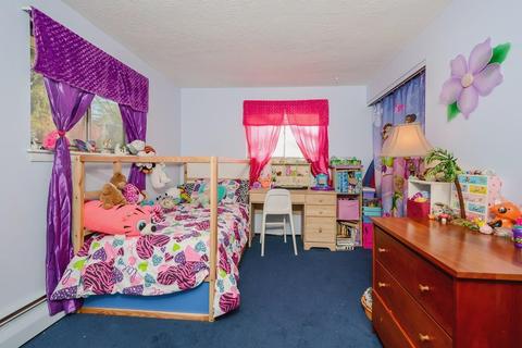 27 Lincoln St, Maynard, MA 01754 photo 12