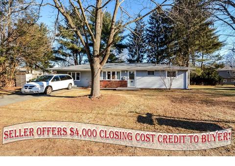 27 Lincoln St, Maynard, MA 01754 photo 1