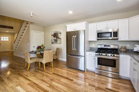 57 Cottage Ln, Mashpee, MA 02649 photo 7