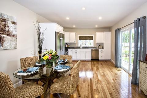 57 Cottage Ln, Mashpee, MA 02649 photo 8