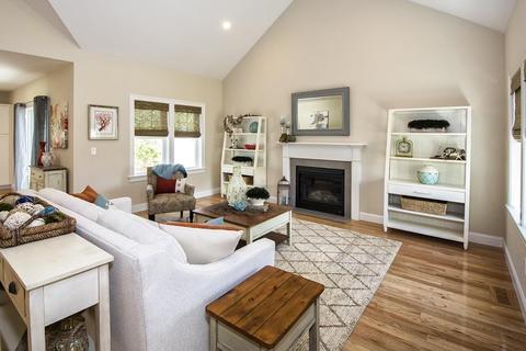 57 Cottage Ln, Mashpee, MA 02649 photo 4