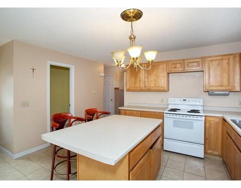 111 Rosewell St, Springfield, MA 01109 photo 3