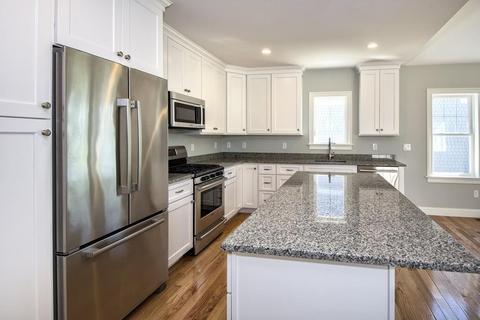 49 Cottage Ln, Mashpee, MA 02649 photo 6
