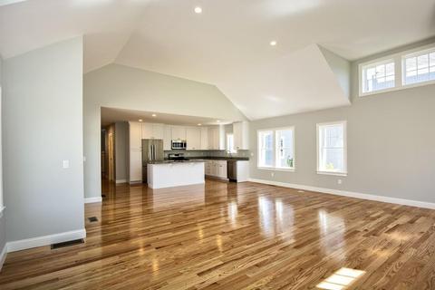 49 Cottage Ln, Mashpee, MA 02649 photo 4