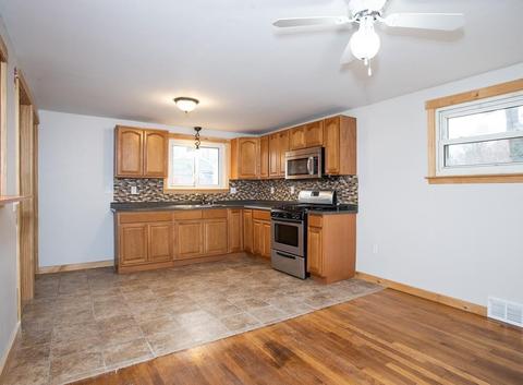 591 Plumtree Rd, Springfield, MA 01118 photo 12