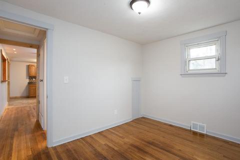591 Plumtree Rd, Springfield, MA 01118 photo 21